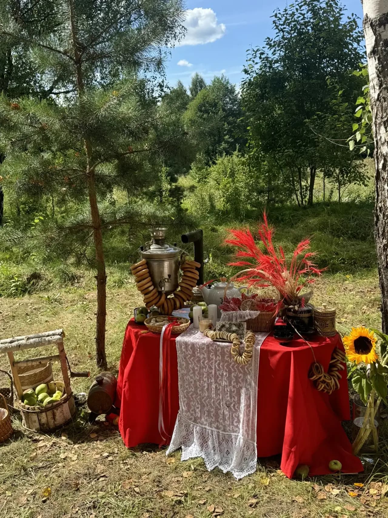 Welcome-зона с самоваром